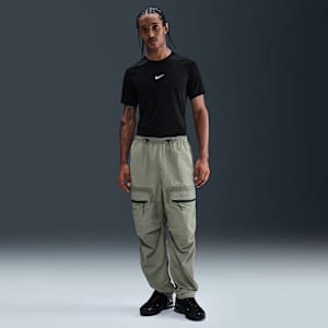 Nike Tech Men's Woven Cargo Pants. Nike.com